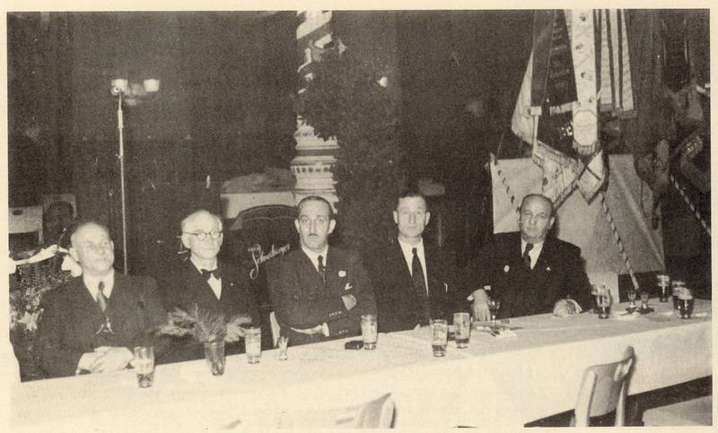 Gründung des Deutschen Schaustellerbundes am 13. Januar 1950: v.l. Otto Bigesse, Wilhelm "Bethel" Krameyer, Josef Schippers, Walter Oeser, Otto v.d. Ville sen.